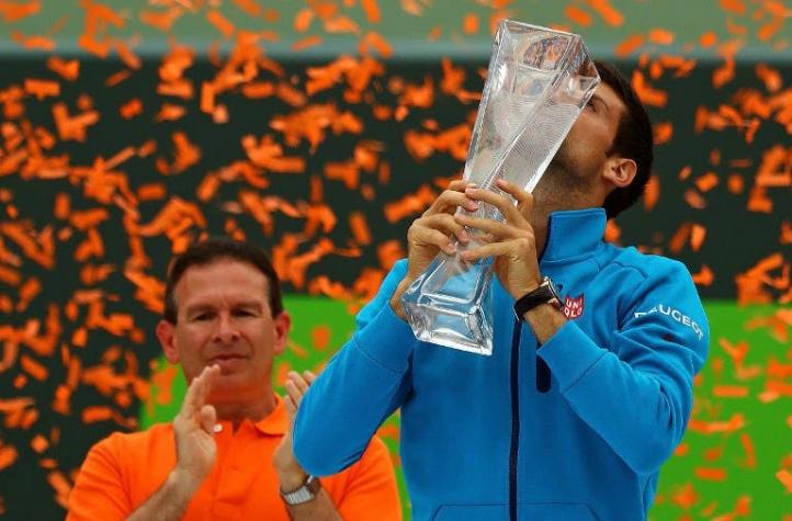 Djokovic se consagra campeón del Masters 1000 de Miami y establece dos récords