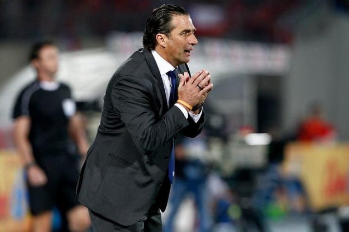 [VIDEO] Pizzi planifica duelo ante Jamaica con el tema de Valdivia aún presente