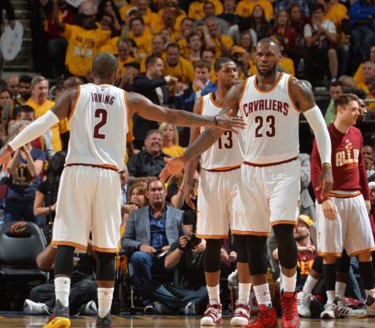 Cleveland Cavaliers saca ventajas ante Atlanta Hawks y logra récord de triples