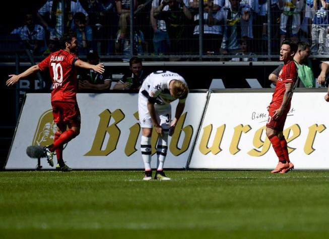 Charles Aránguiz anota su primer gol en Alemania en caída del Bayer Leverkusen