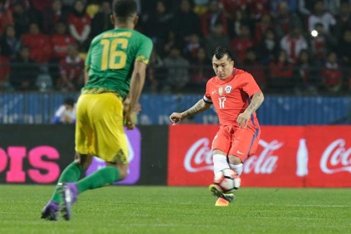 Medel tras derrota ante Jamaica: "Estos partidos sirven para prepararse solamente"