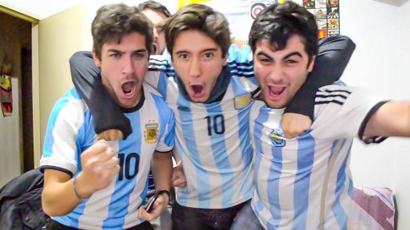 [VIDEO] Los displicentes: Los argentinos que sufren con su selección y son éxito en redes sociales