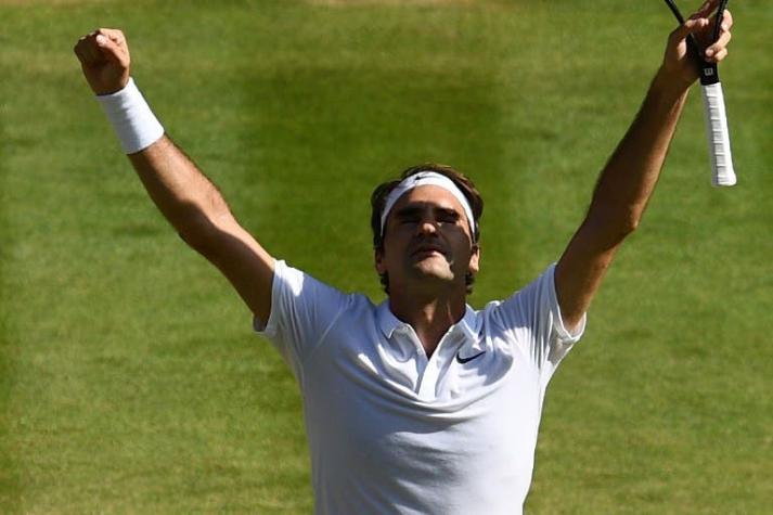 Federer remonta dos sets y logra inscribirse en semifinales de Wimbledon