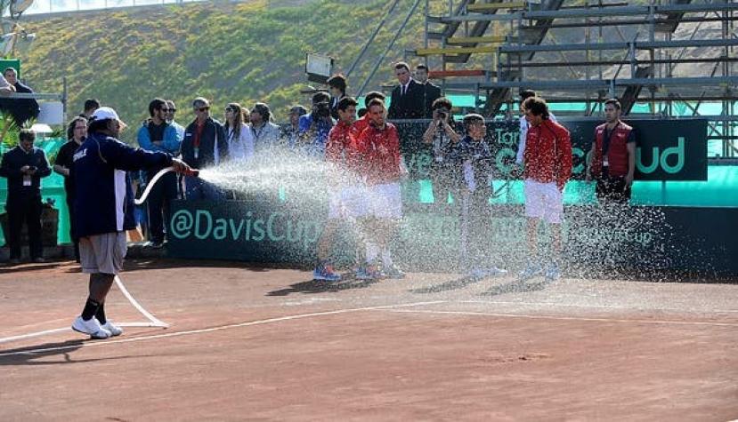 Duelo Chile-Colombia por Copa Davis aplaza su arranque para este sábado