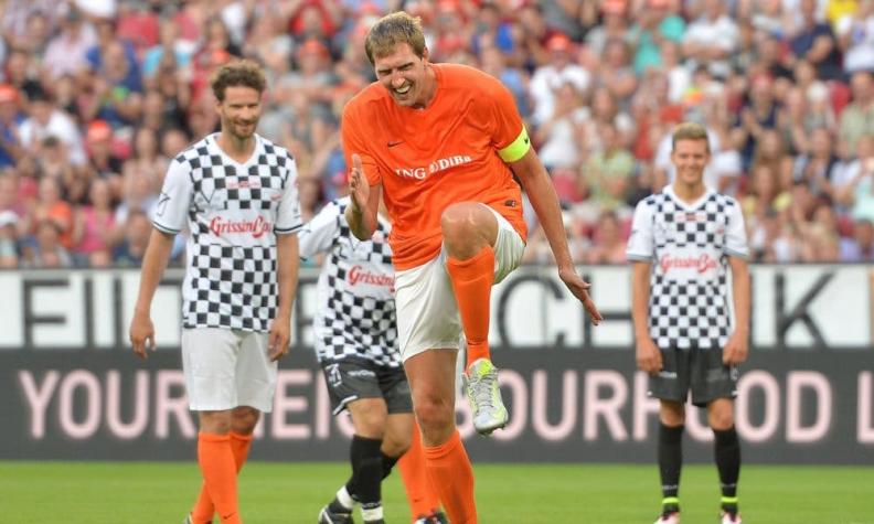 [VIDEO] Estrella de la NBA imitó particular forma de patear penal de Simone Zaza