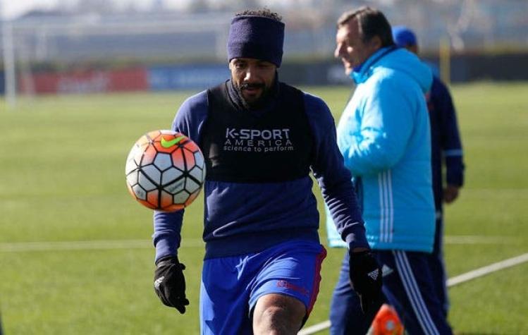 [VIDEO] Beausejour y Jara anuncian lanzamiento de nueva camiseta de la "U"