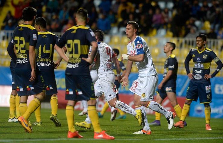 Unión Española sigue como líder tras robarle un empate a Everton en Viña