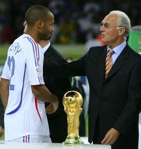 Justicia suiza persigue a Beckenbauer por gestión desleal y blanqueo de dinero en Mundial 2006