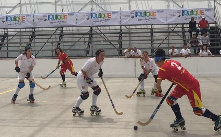 [VIDEO] Chueca gigante se toma Iquique de cara al Mundial de Hockey Patín femenino