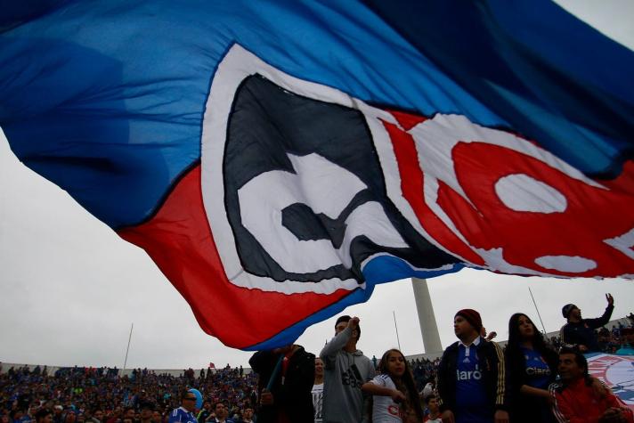 Medio inglés pone insignia de la "U" como una de las peores del fútbol