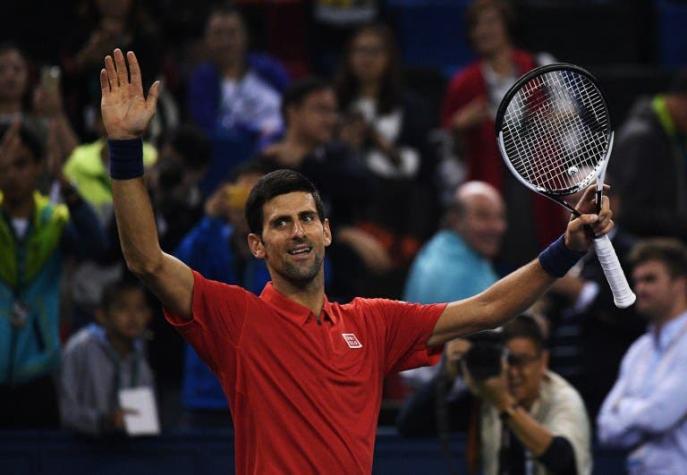 Novak Djokovic pasa apuros para ganar al 110 del mundo en Shanghai