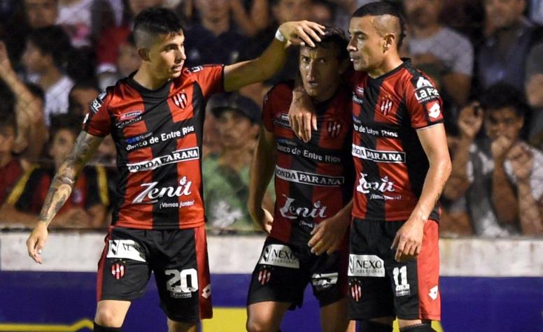 [VIDEO] Patronato con este golazo de Gabriel Vargas vence a River Plate en Argentina