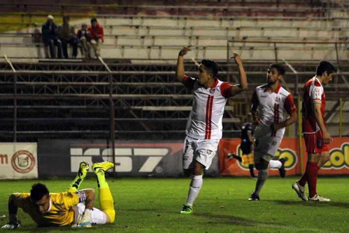 [VIDEO] Goles Primera B: Unión San Felipe golea como local a La Calera