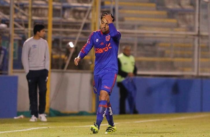 Gonzalo Jara vive mal momento en la U: Sólo ha jugado 7 partidos y registra expulsión en clásico