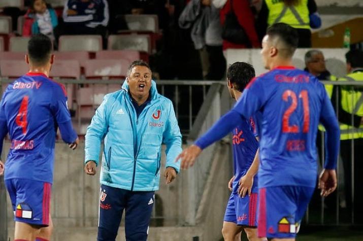 DT Castañeda explica ausencia de Johnny Herrera y destaca alza de la U