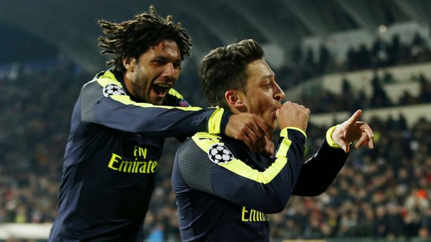 Arsenal de Alexis Sánchez remonta en Bulgaria y clasifica a octavos de la Champions