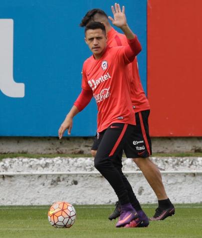 "Orgulloso de mis compañeros": el mensaje de Alexis tras el empate ante Colombia