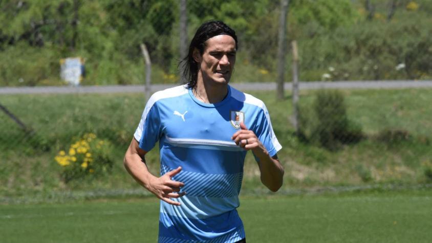 Uruguay trabaja pensando en Chile con vuelta de Cavani como novedad