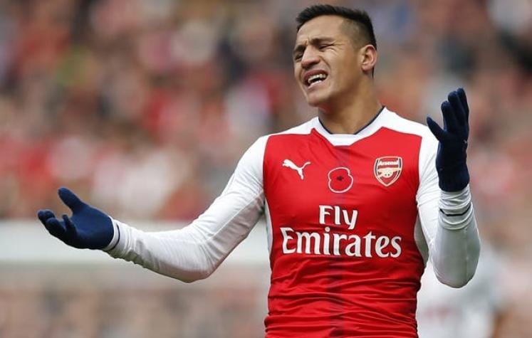 En Inglaterra aseguran que exigencias económicas alejan a Alexis de Arsenal FC