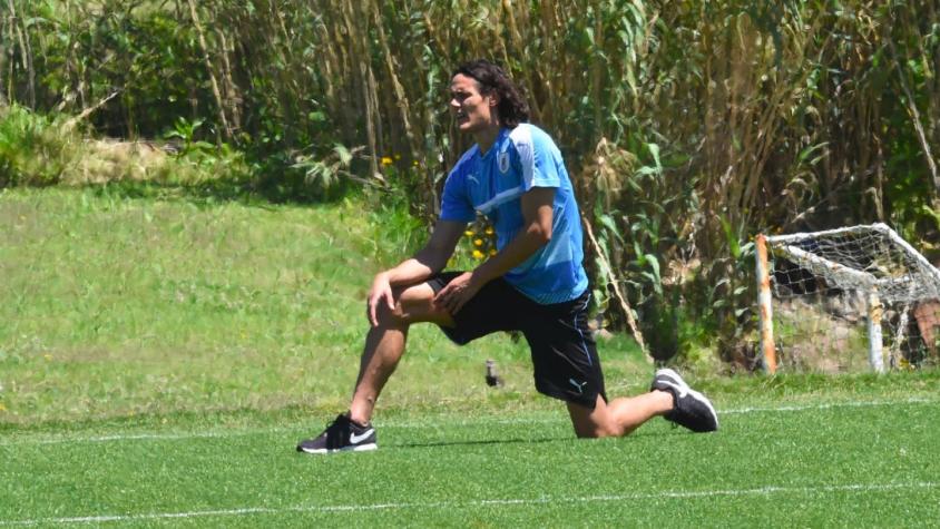 Uruguay sigue preparándose para enfrentar a Chile con un Cavani casi recuperado