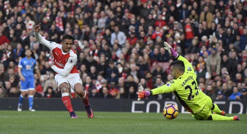 [VIDEO] El doblete de Alexis en la victoria de Arsenal FC sobre Bournemouth