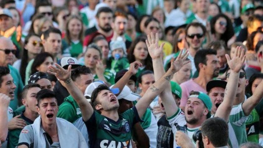 [VIDEO] DLV en la Web: Los homenajes a Chapecoense y todos los goles de la Primera B