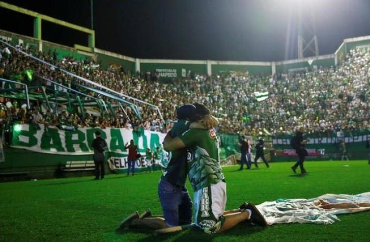 [VIDEO] DLV en la Web: Triunfo de Colo Colo y emotivos homenajes a Chapecoense