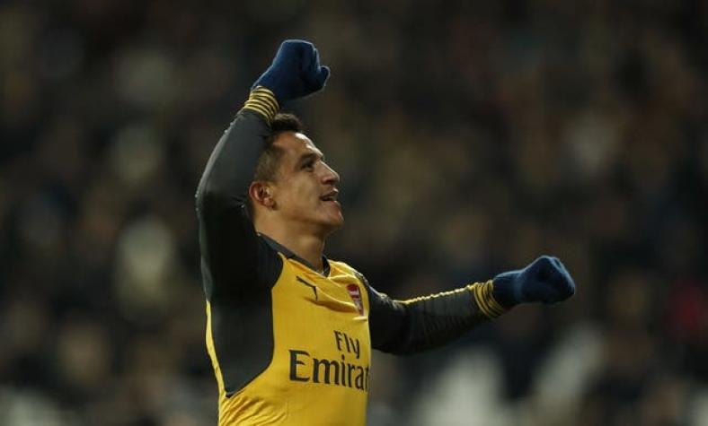 [VIDEO] Alexismania en Inglaterra tras selfie con hinchas y elogios del DT Wenger