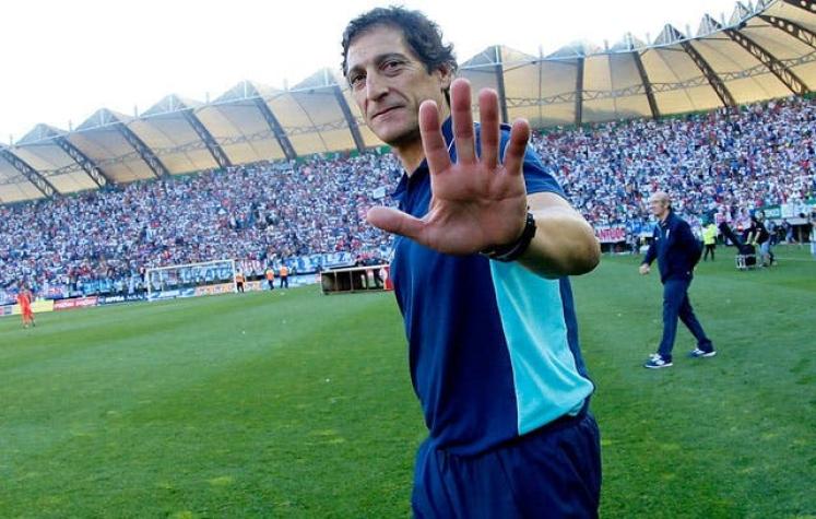 Mario Salas ya planifica el plantel de la UC para 2017: "Tenemos que ser muy cautos"