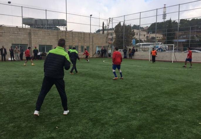 Palestino inaugura cancha de pasto sintético para niños de Beit Jala