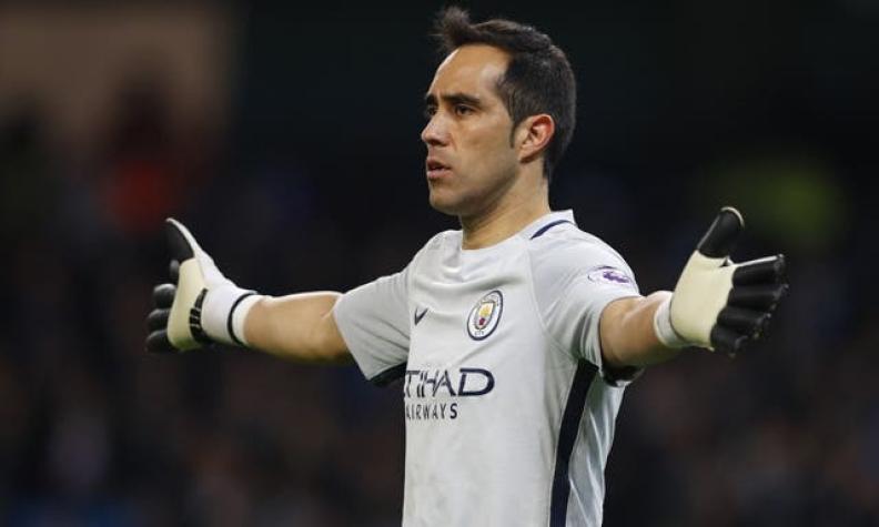 Diario inglés sitúa a Claudio Bravo entre los 100 mejores futbolistas del mundo