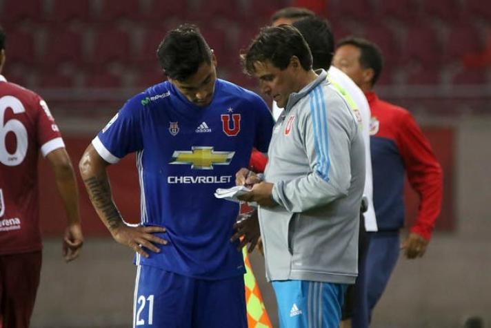 Hoyos palpita su debut oficial en la U y no le teme a Corinthians en Copa Sudamericana