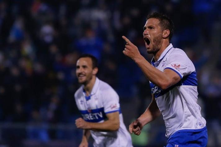 Universidad Católica lamenta baja por lesión del defensa Germán Lanaro