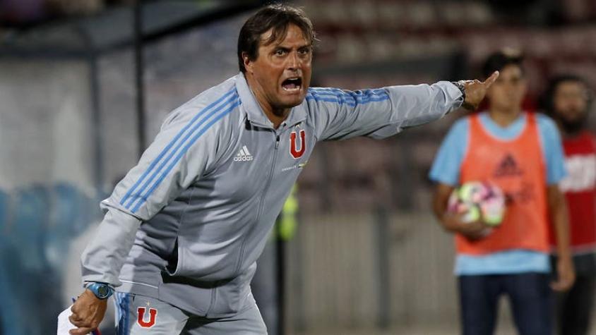 Hoyos celebra su primer triunfo en la U: “Hay que seguir trabajando, esto recién comienza”