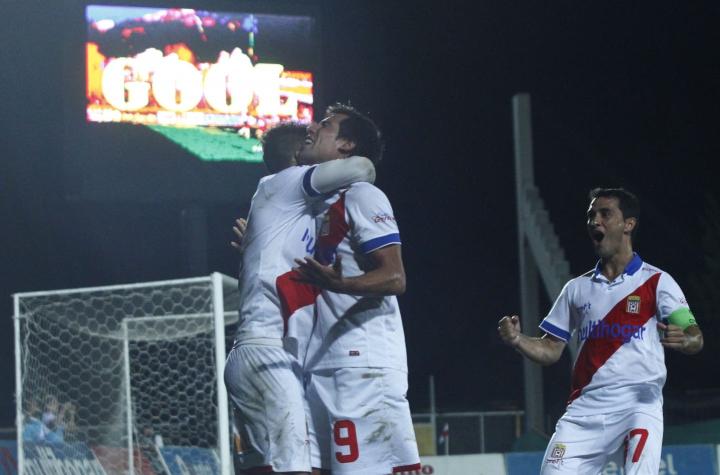 Curicó Unido golea a Cobreloa y saca importante ventaja a San Marcos en la Primera B