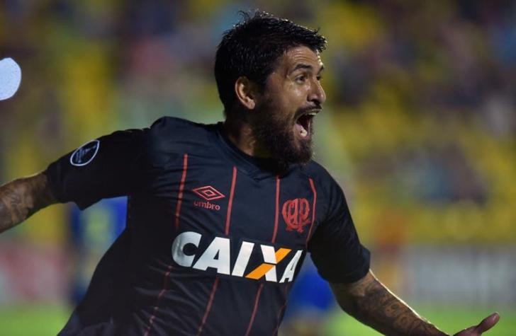 Atlético Paranaense avanza en la Copa Libertadores y será rival de la UC