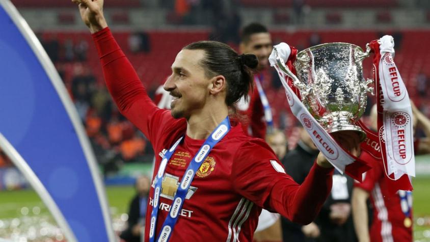 Zlatan Ibrahimovic es figura y le brinda título de la Copa de la Liga al Manchester United