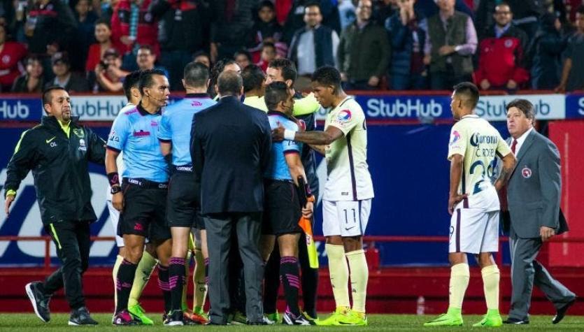 Dura medida: no habrá fútbol en México por huelga de árbitros