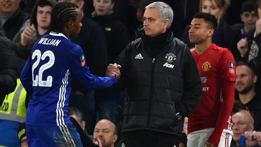 [VIDEO] El polémico regreso de José Mourinho al Chelsea: pelea con hinchas y técnico Conte