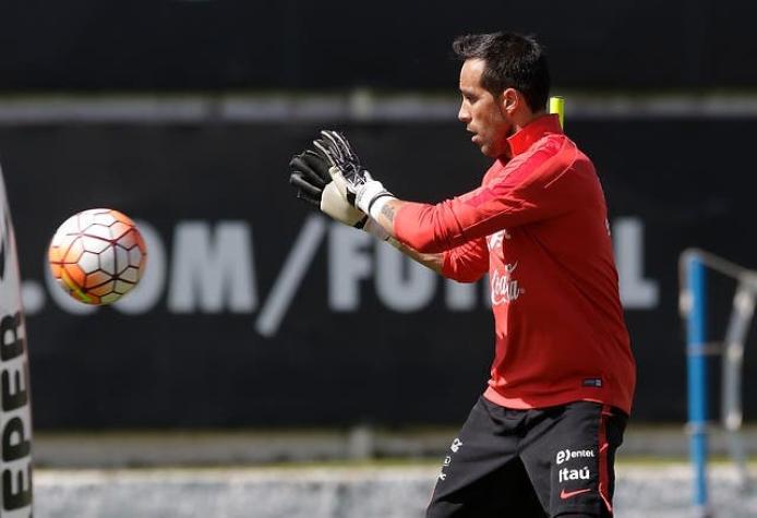 Se completa “La Roja” con el arribo del capitán Claudio Bravo