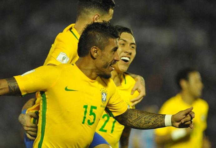 Paulinho anota triplete en humillante goleada de Brasil frente a Uruguay en Clasificatorias