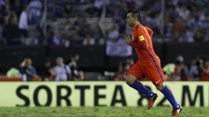 [VIDEO] Esteban Paredes se alista para ser el "hombre gol" de Chile ante Venezuela