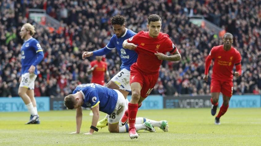 Tres golazos le permiten al Liverpool ganar el derbi ante Everton por la Premier League