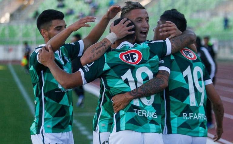 Santiago Wanderers vuelve al triunfo en el Clausura con goleada sobre Palestino