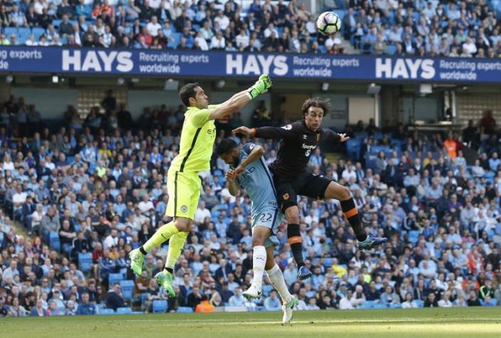 [VIDEO] Bravo is back: el portero chileno recupera la titularidad en Manchester City