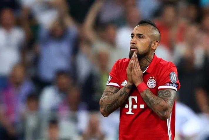 Arturo Vidal exhibe impotencia en Champions: “Es muy fuerte que te roben un partido así”