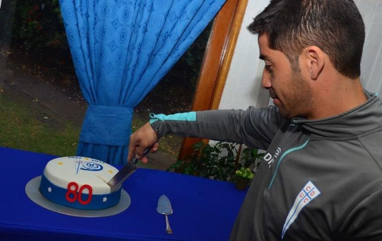 Con desayuno y torta plantel de Universidad Católica celebra cumpleaños 80 del club