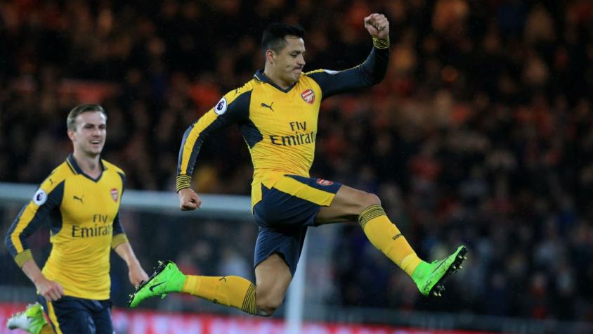 [VIDEO] Alexis Sánchez lucha por el cetro de goleador de la Premier League