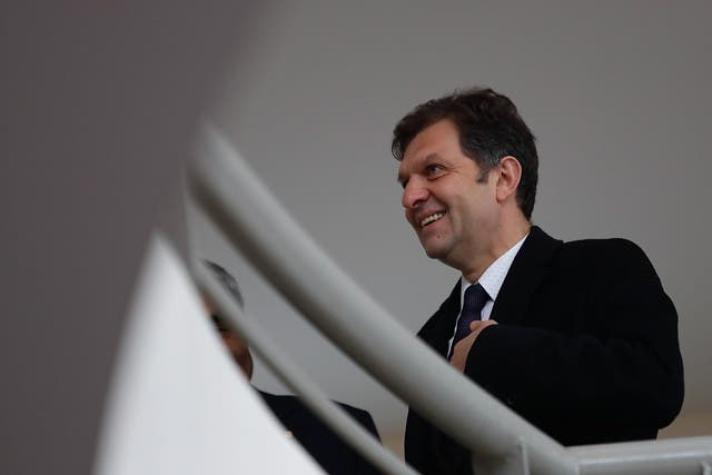 Aníbal Mosa sigue como presidente de Colo Colo tras lograr acuerdo y apoyo del Club Social
