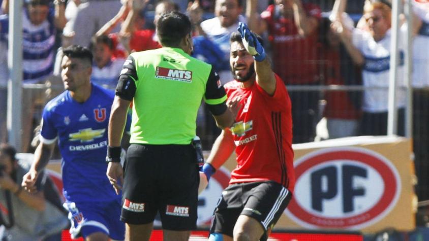 Herrera critica arbitraje en duelo ante UC: "Deja mucho que desear y da mucho para pensar"